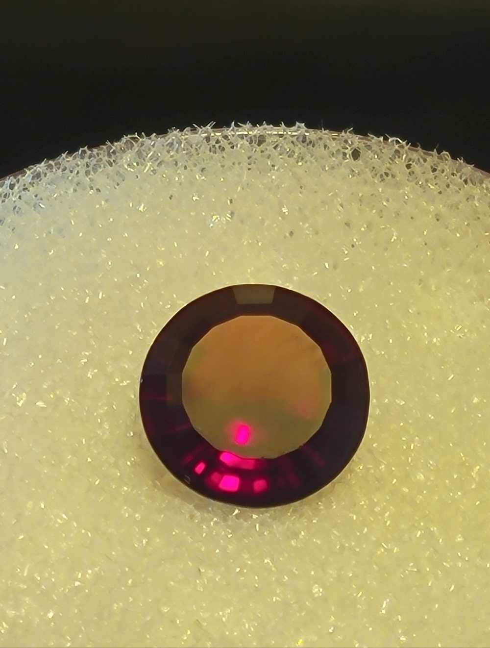 Natural Deep Red Garnet Almandine Crystal Gemstone - 3.60ctw Round Cut 10x10mm